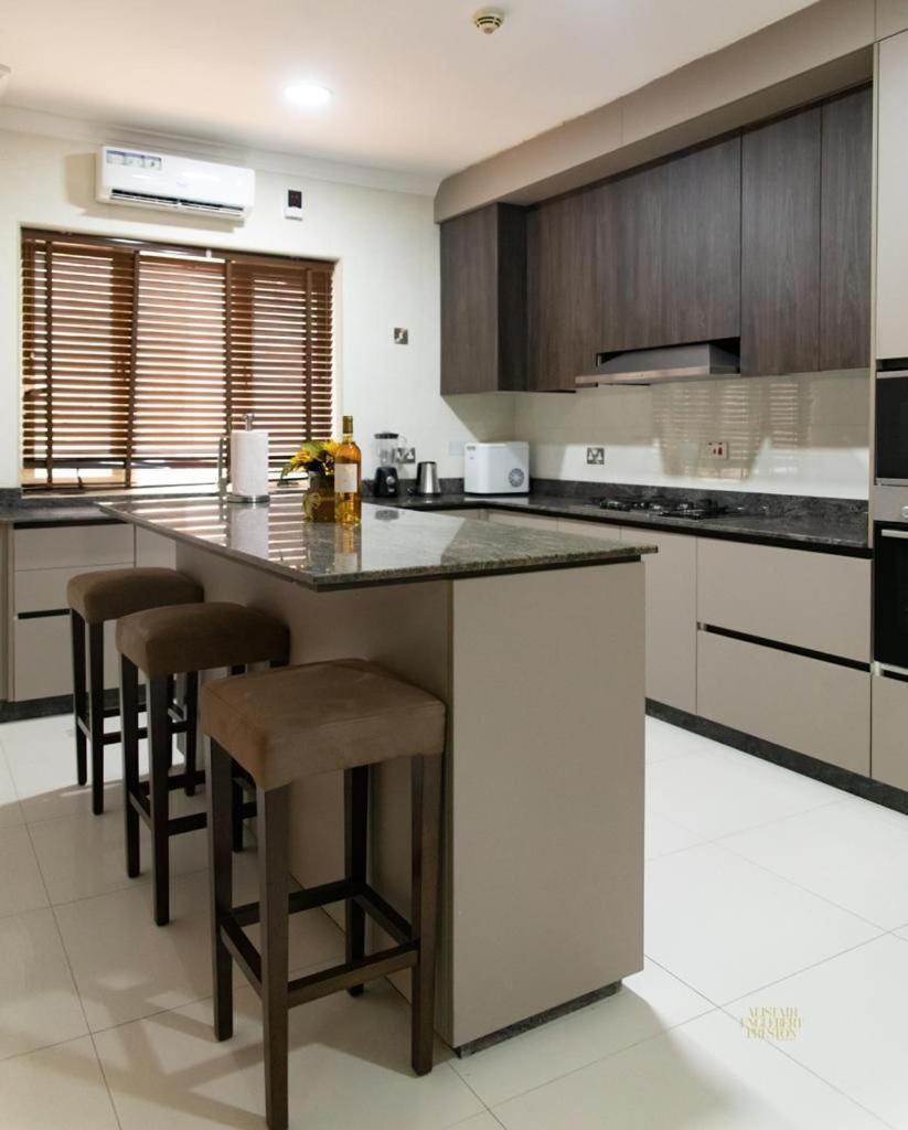 Metro Apartments Lagos Extérieur photo